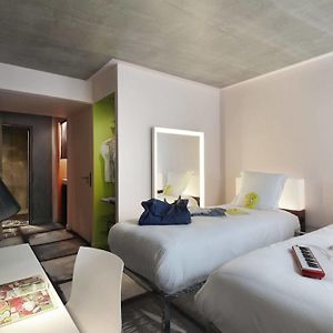 Medium Kamer met Twee Aparte Bedden